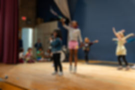 Stage mic_dance original.jpg
