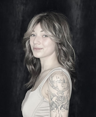 IMG_6122_Facetune_12-05-2022-14-08-17 (1)_edited.jpg