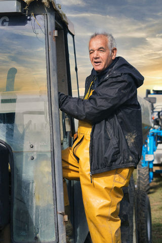 Harvest in the Saint Vincent vineyards - Michel Delhommeau
