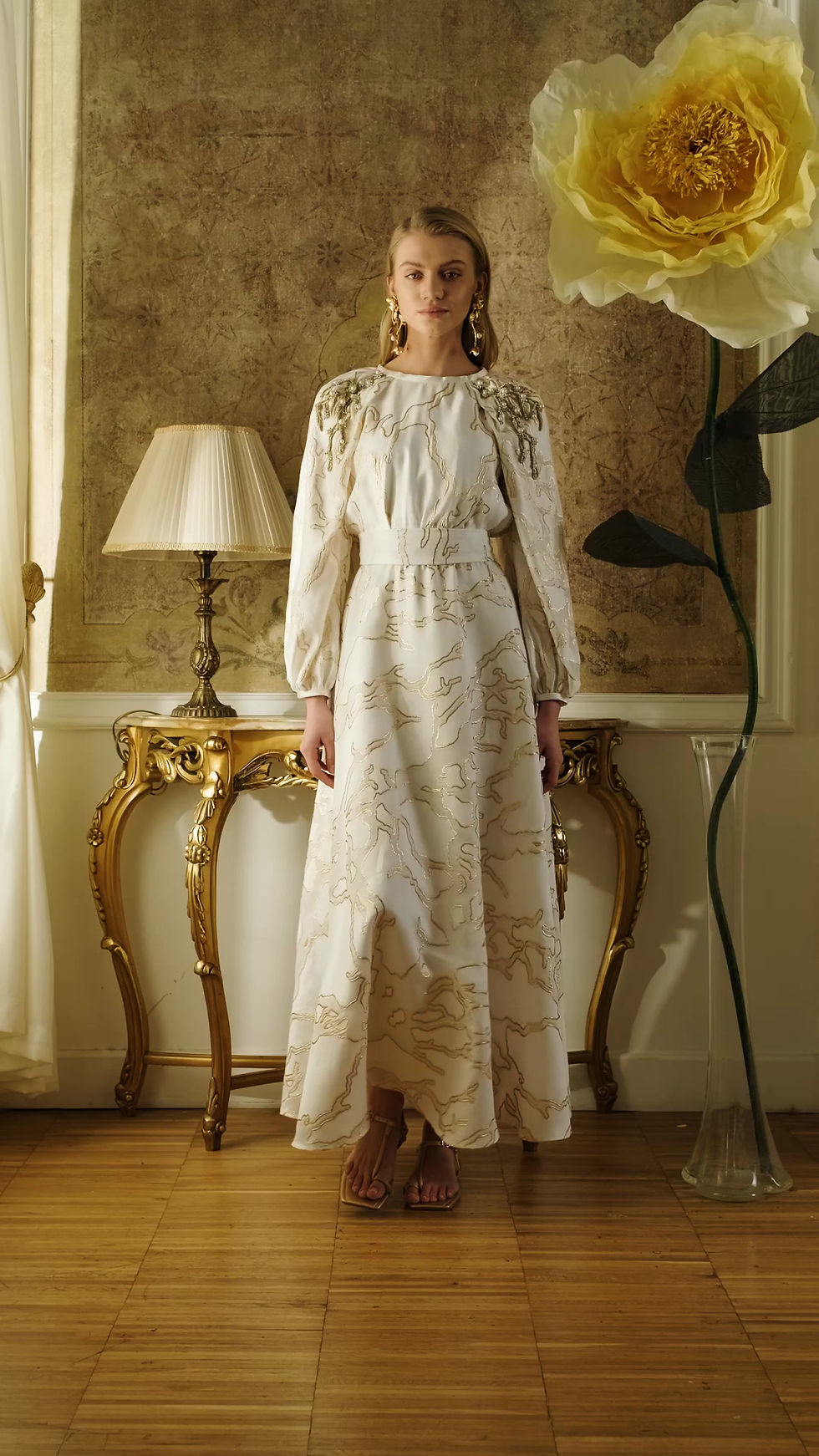 الصورة المصغرة: PEARL DRESS