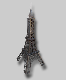 Tour Eiffel en acier