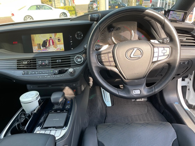 Thumbnail: LS500 F Sports@Lexus 2018 35K
