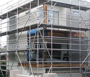 Scaffold around unit block