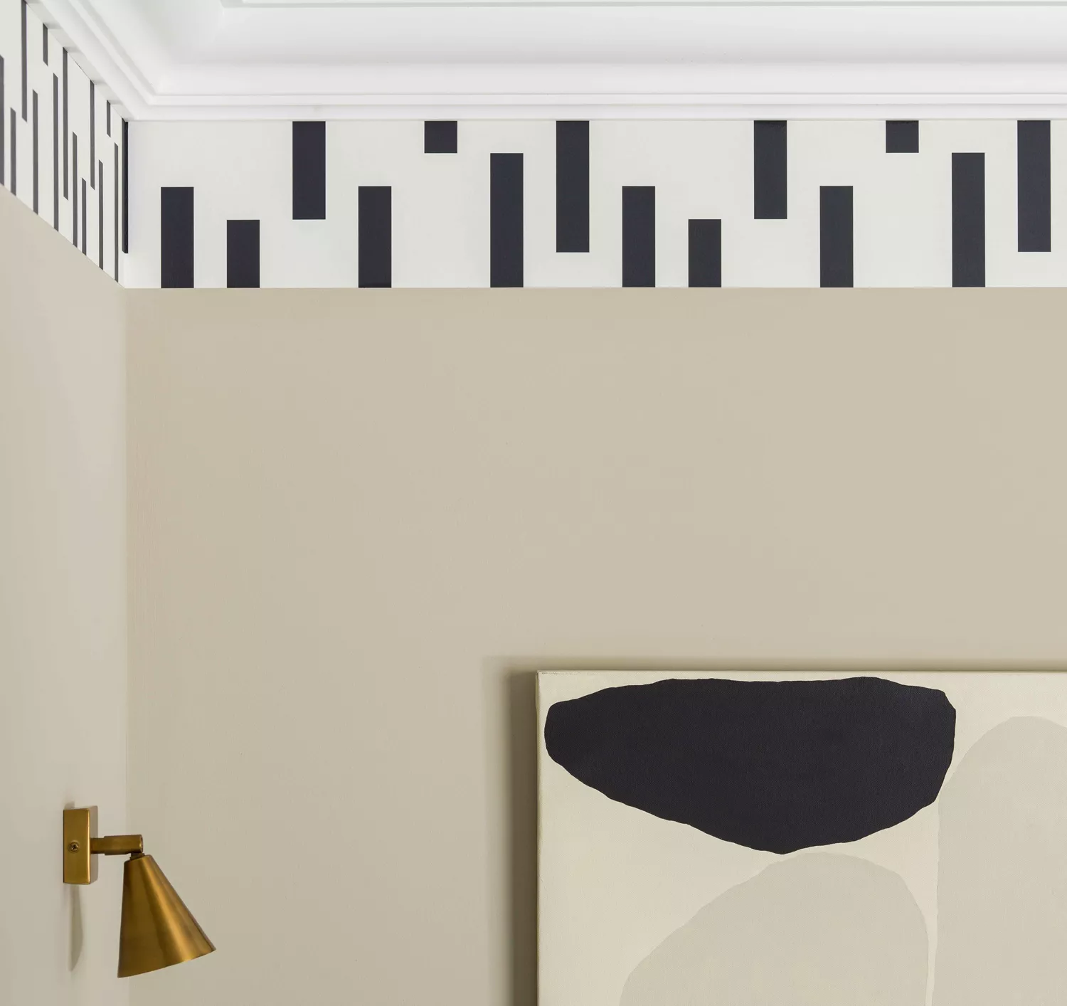 bhg-lick-kelly-hoppen-wallpaper-borders-black-dash-6825925-426fd2b928b546c98ffa98602eab8ff