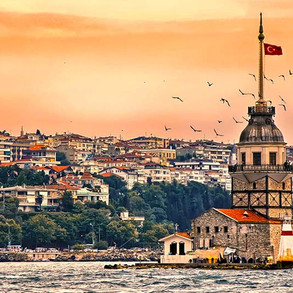 uskudar-district-the-most-famous-tourist-neighborhood-in-istanbul1.jpeg