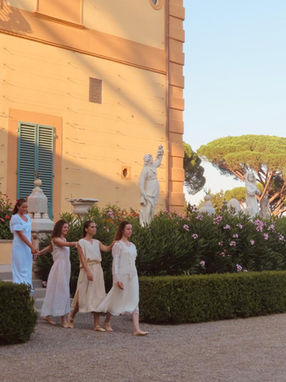 PERFORMANCE: Alii Horti I – From Library to Garden Stage