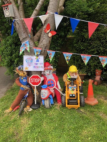 PHOTO - Scarecrows.jpg