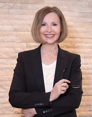 Reeg-Nasharty-Interim-Management-Executive-Search-Esslingen-Kooperation-Elisabeth-Perfahl-Leibfried