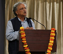 Closing ceremony of Jacaranda Tales with Ramachandra Guha