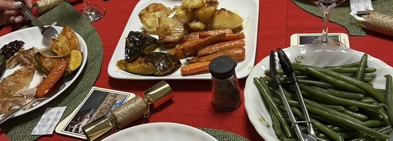 クリスマスディナーの食卓