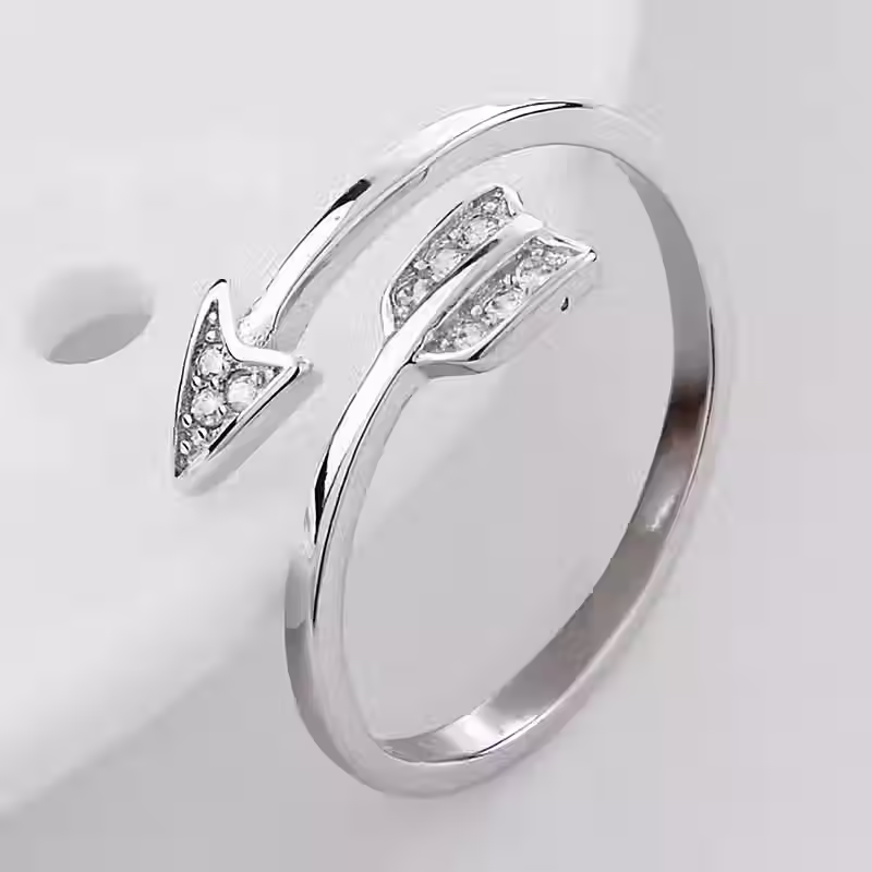 Thumbnail: Arrow Rhinestone Ring