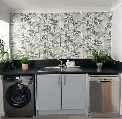 Plant Kitchen Wallpaper_edited.jpg