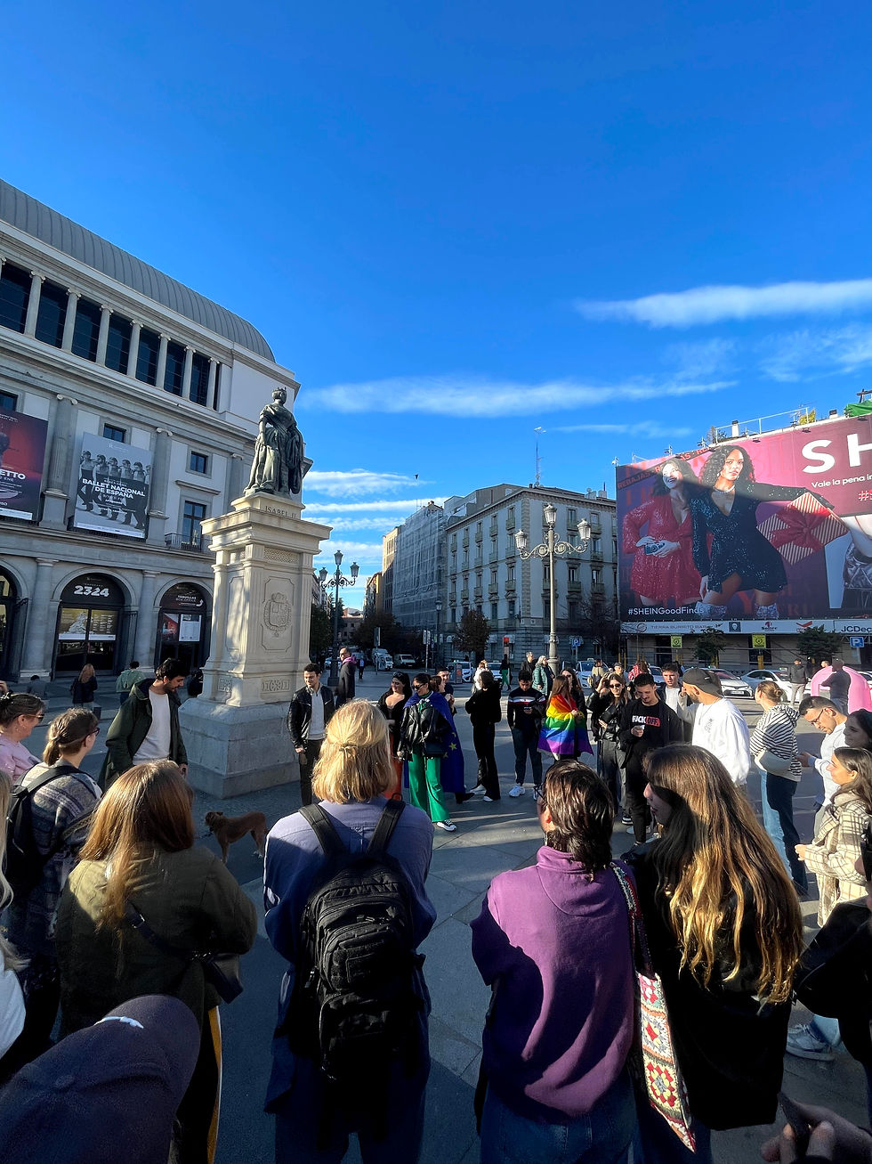 WALKING TOUR