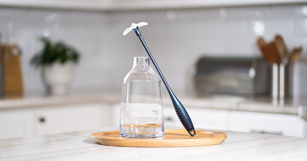 How to Dry Narrow Containers Without Waiting Overnight