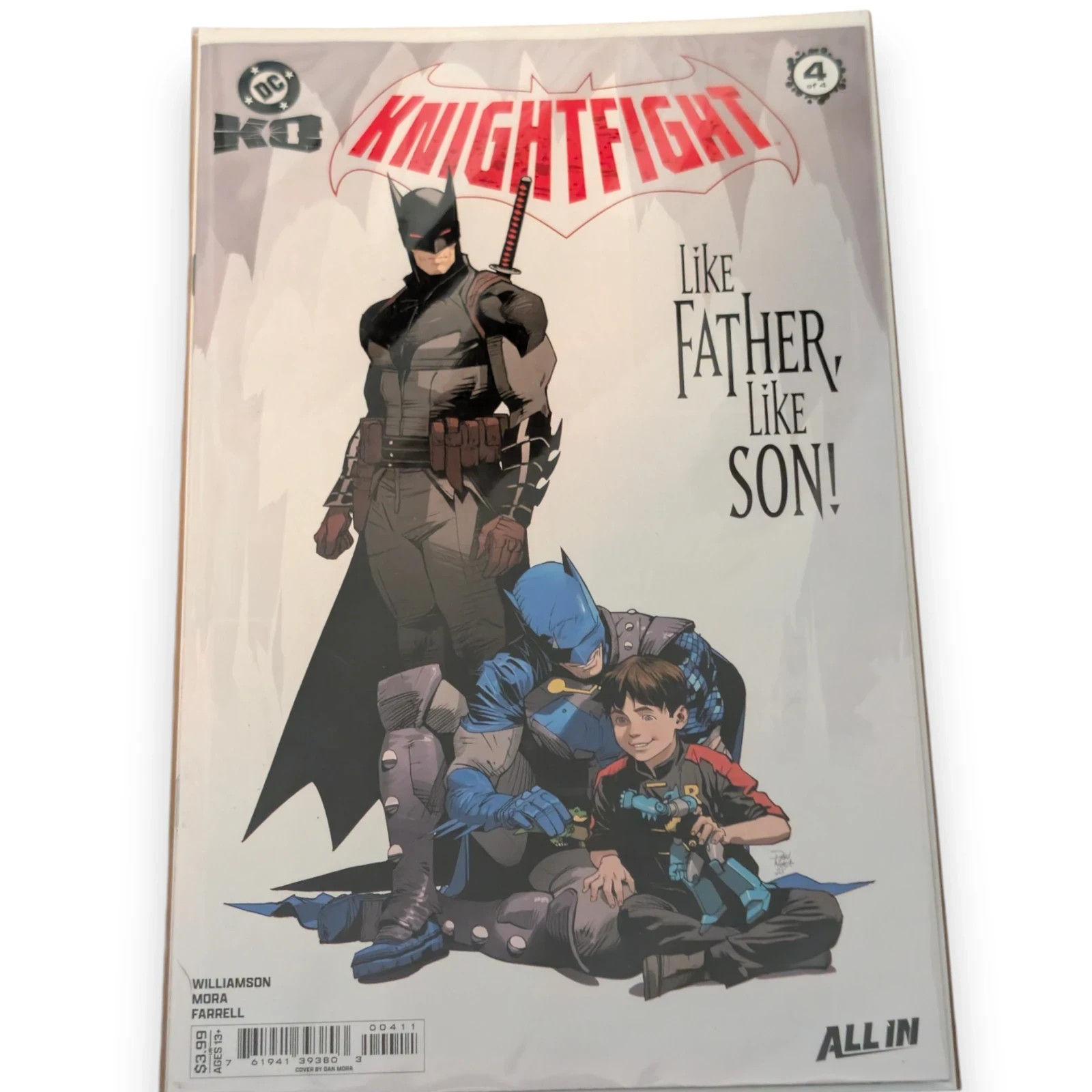 DC K.O.: Knightfight #4 - Dan Mora - Regular - DC 2026 VF/NM