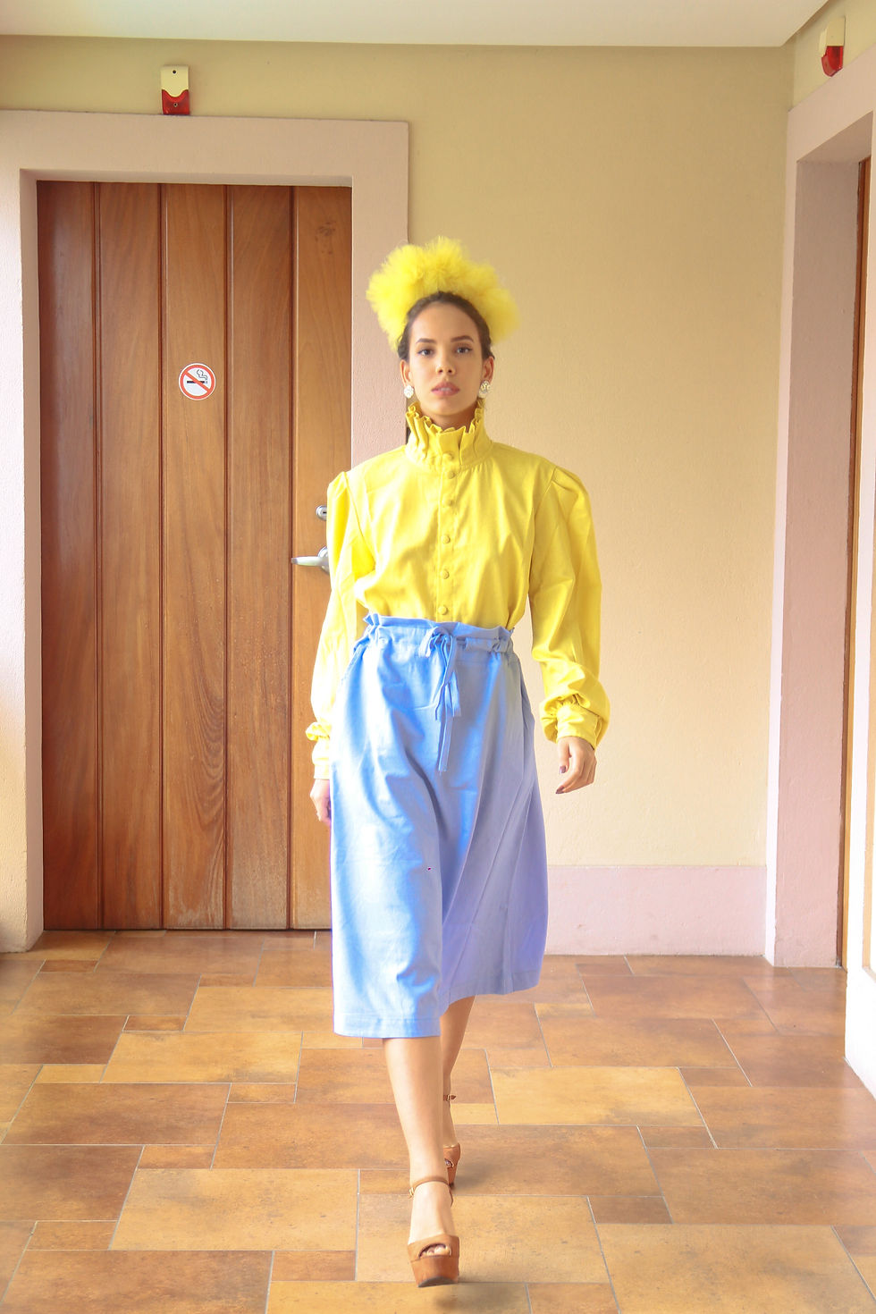 Miniatura: camisa elizabetana