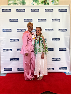 Kimberly and Lo.HEIC