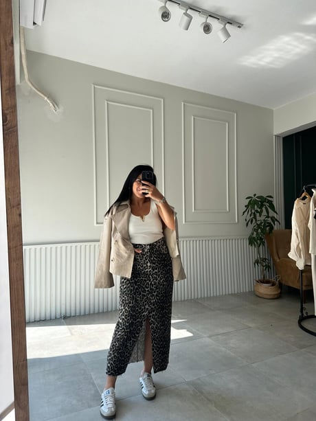 Leopar Desen Etek Model Üzerinde Görünümü