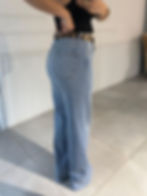 Leopar Kemer Detaylı Straight Model Jean Yandan Görünümü