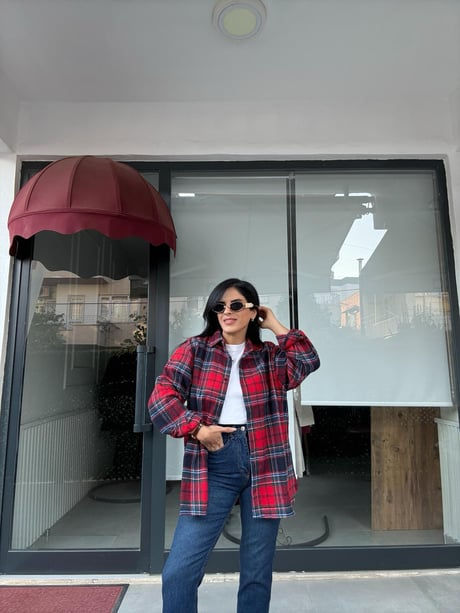 Oduncu Gömlek Model Üstünde Görüünümü