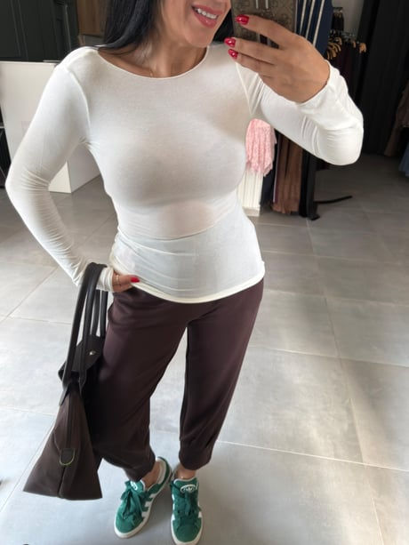 Kasmir Basic Bluz Model Görünümü