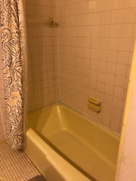 2019-bathroom-remodel-rice-before-4.jpg