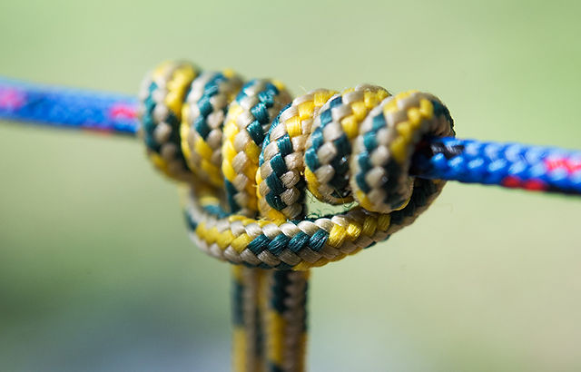 アウトドアで使えるロープワークを覚えよう アウトドアで使えるロープワークを覚えよう