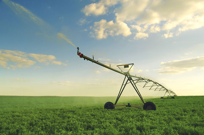 Sistema de irrigação de campo