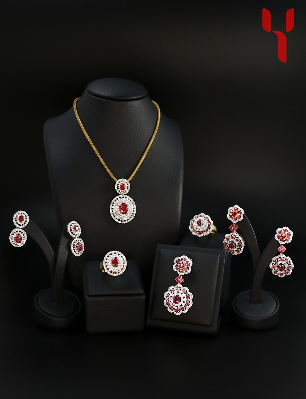Thumbnail: RUBY DIAMOND TWO-LAYER FLOWER SET