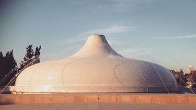 Alexandra, Clara, and Rami: Drehbuch / Script for Webpage