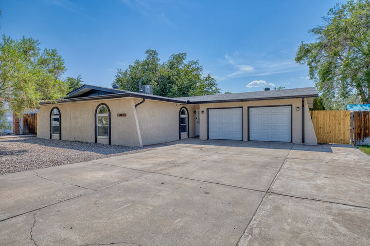 PhotoSnap Media - Albuquerque Real Estate Photographer - exterior photos
