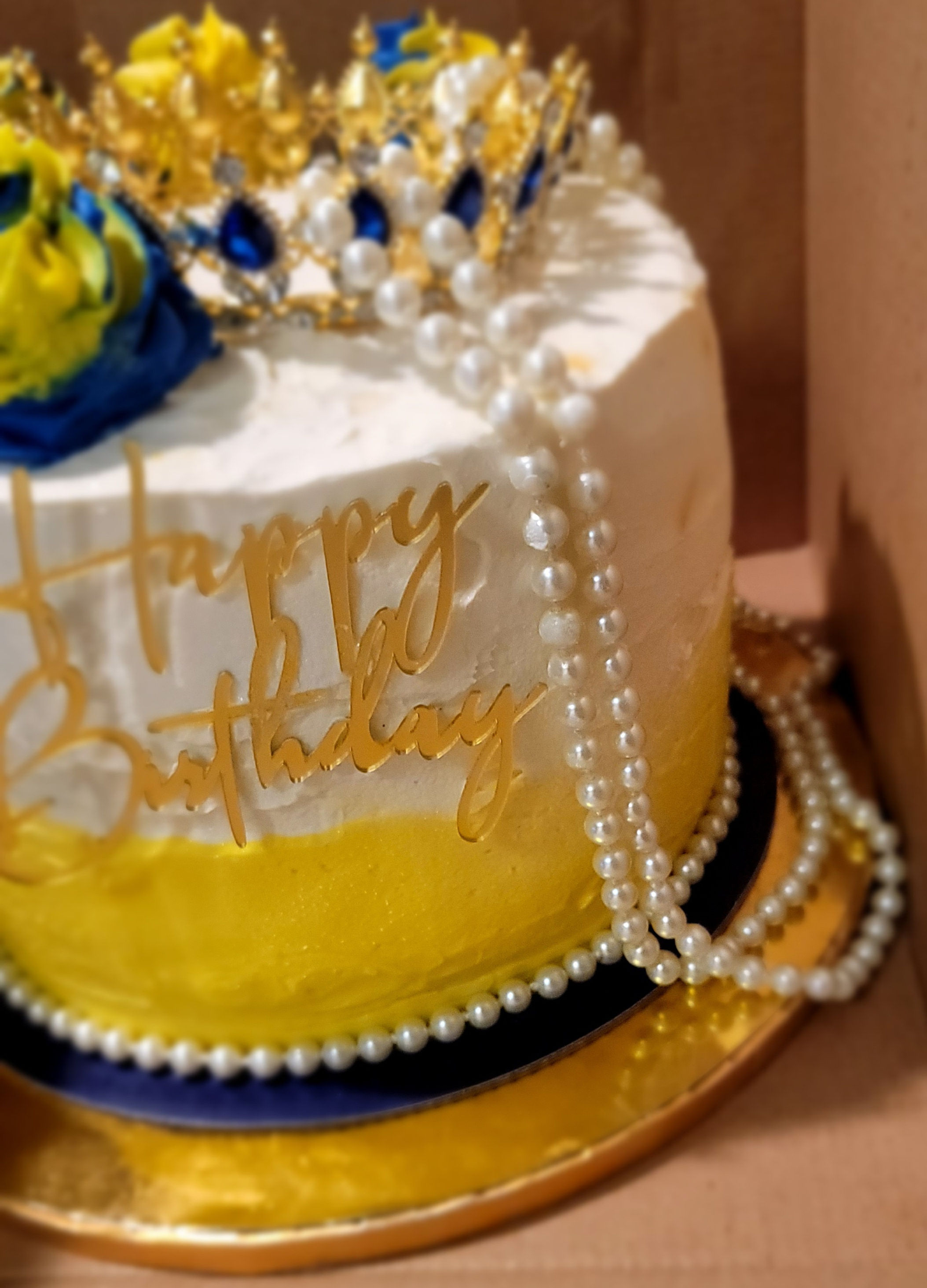Celebration Custom Cakes (round)