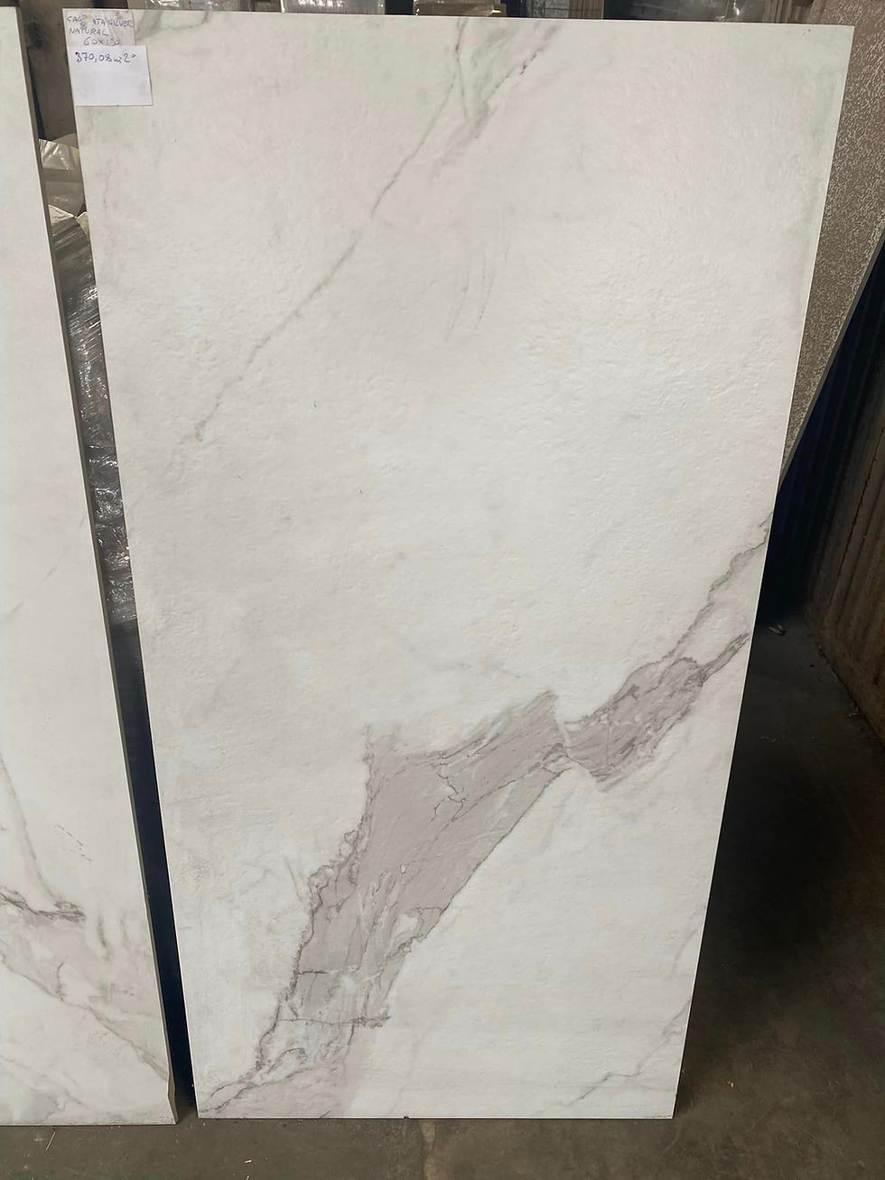 Miniatura: CALACATTA SILVER NAT 60X120CM