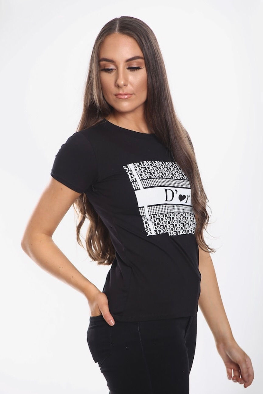 Thumbnail: Villan D’r Fitted T-shirt