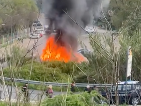 Tivoli: Incendio nell'area di parcheggio Lungoaniene Impastato