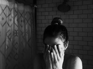 Postpartum depression, anxiety and psychosis: Signs, symptoms and when to get help