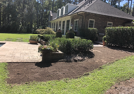 A&R Lawn Services - Side Lawn Before