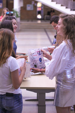 Students' Kit free gift bag