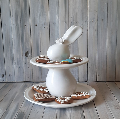 Bunny Cake Stand | Wikmar Ceramics