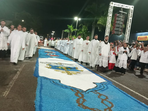 Corpus Christi em Campo Grande reúne fiéis no Centro