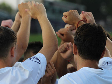 Men's Soccer Falls in Quarterfinals 2-1 to #6 NJIT
