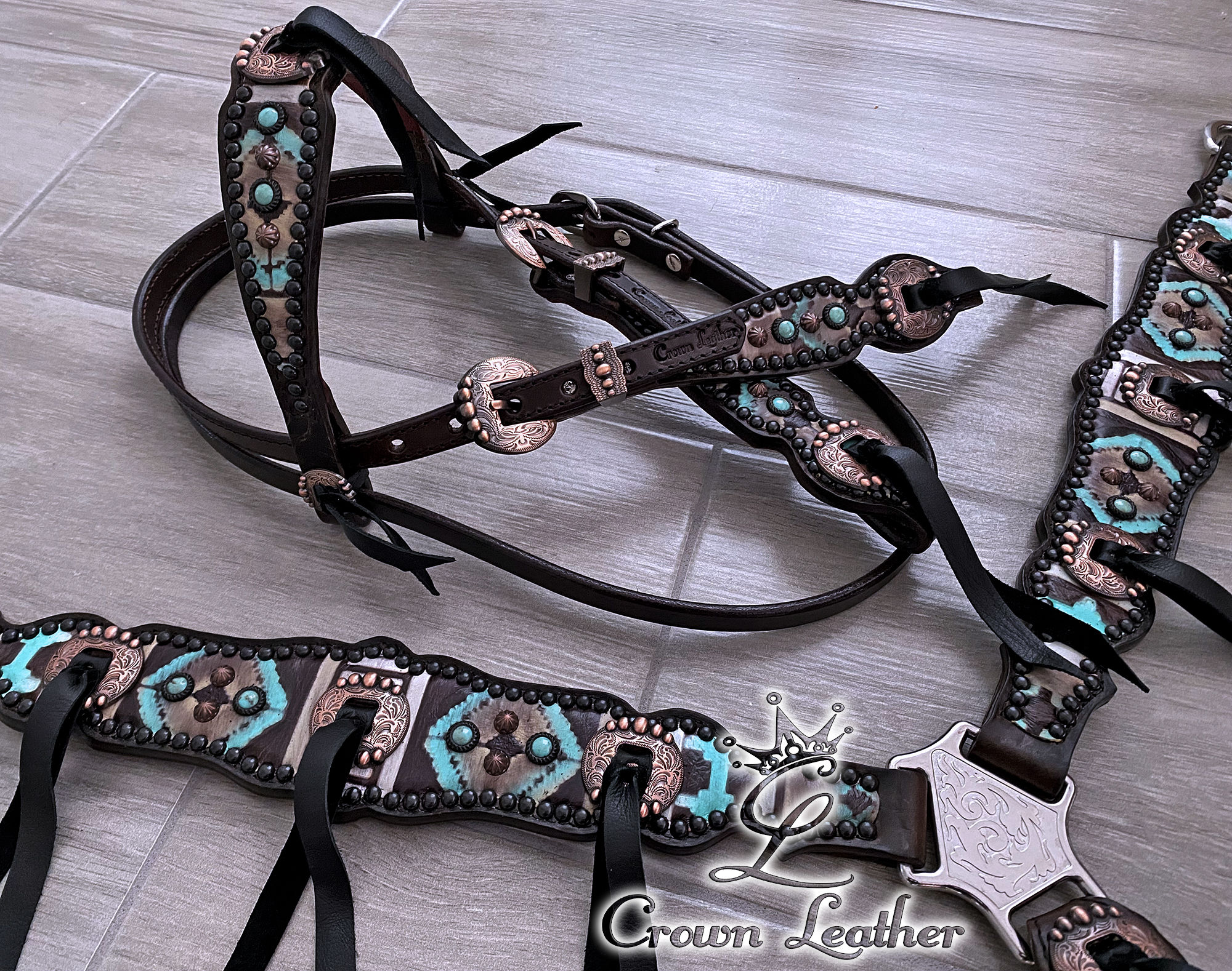 Ranchy Cocoa & Turquoise Navajo Tack Set