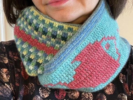 Vendbart mosaiktørklæde med fisk og tern 🐟