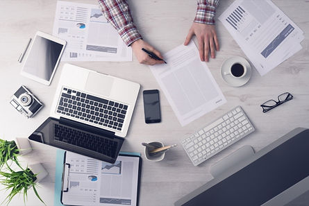 20150727171039-business-desk-workspace-w