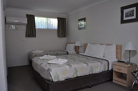 Queen plus single room
