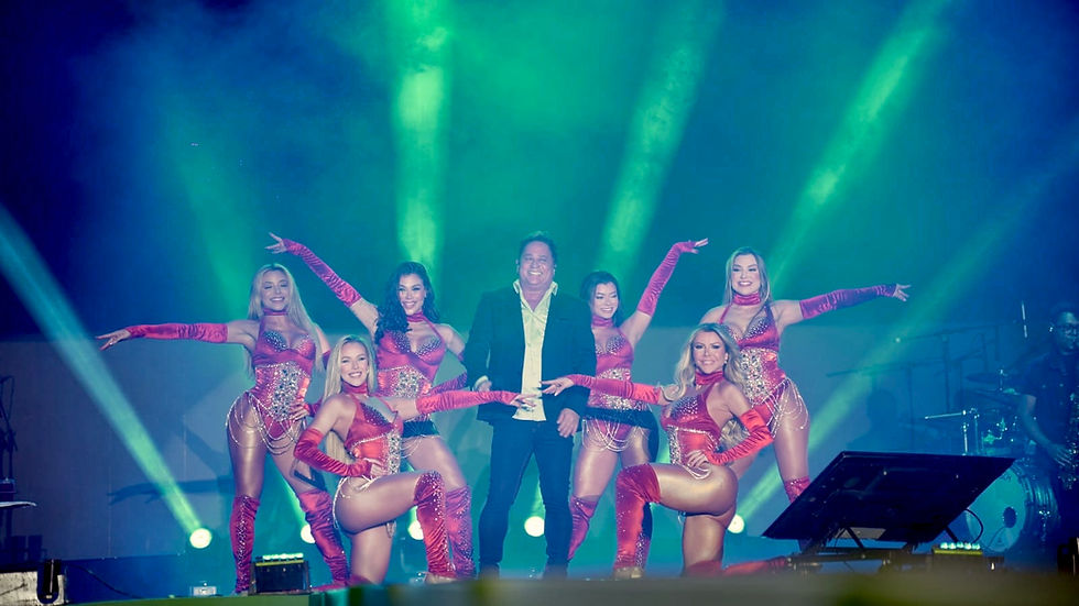 LEONARDO EMOCIONA O PÚBLICO E OPEN FARRA TRANSFORMA A ARENA EM UMA GRANDE FESTA NA SEGUNDA NOITE DA EXPO RIO VERDE