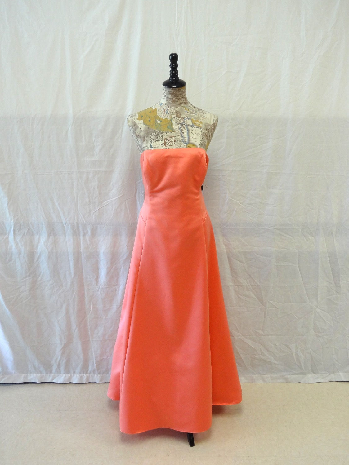 Peachy Pink Strapless