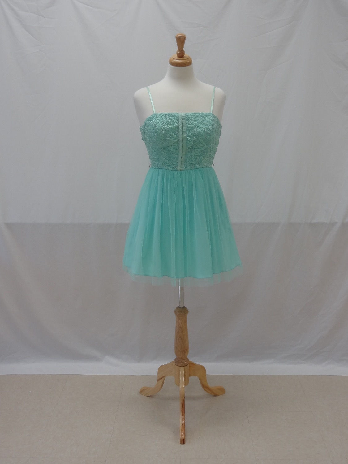 Mint Green w/ textured bodice