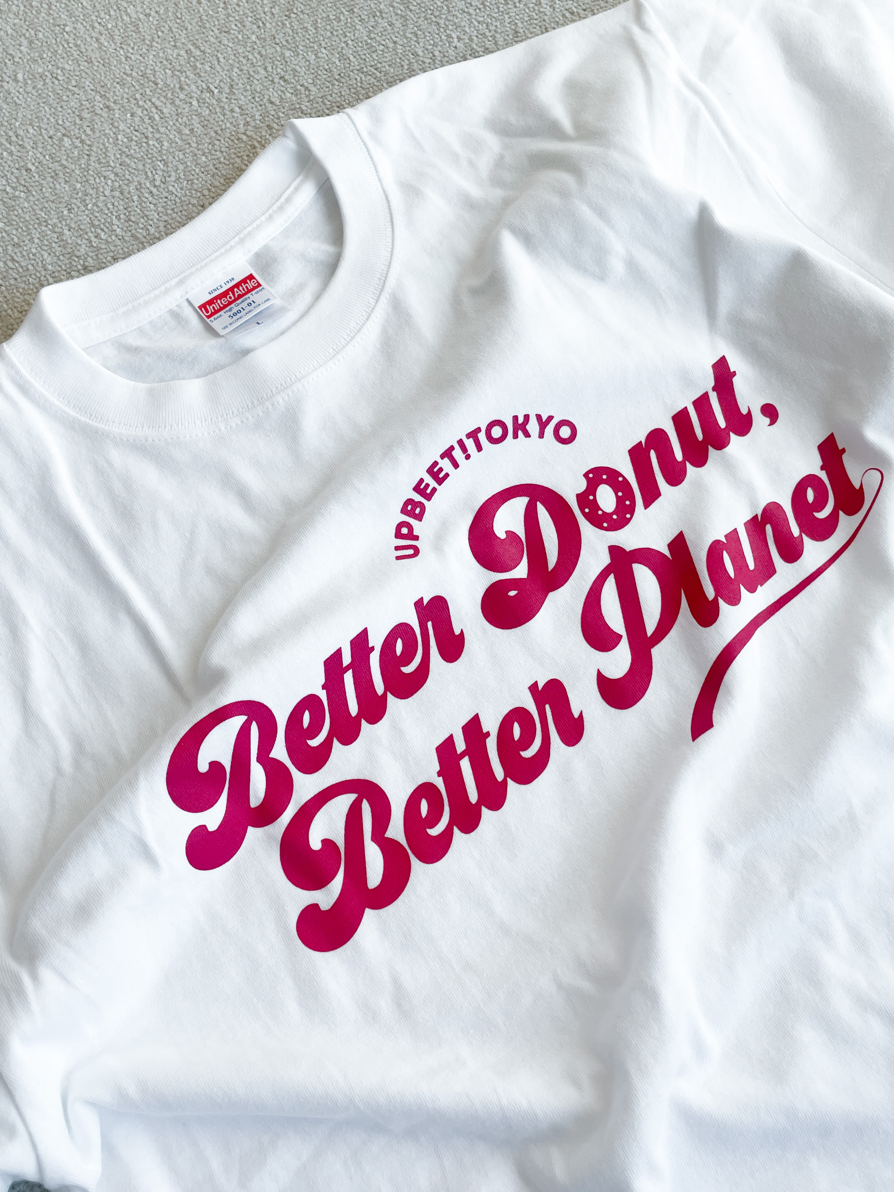 Better Donuts Tシャツ (COCONUT)