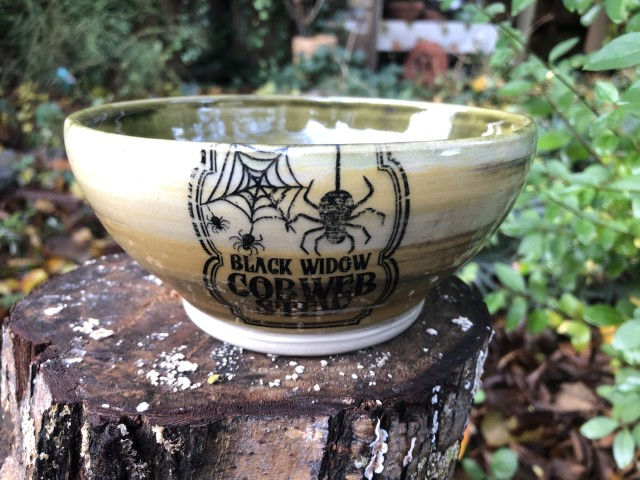 marbled cobweb stew schaal - medium